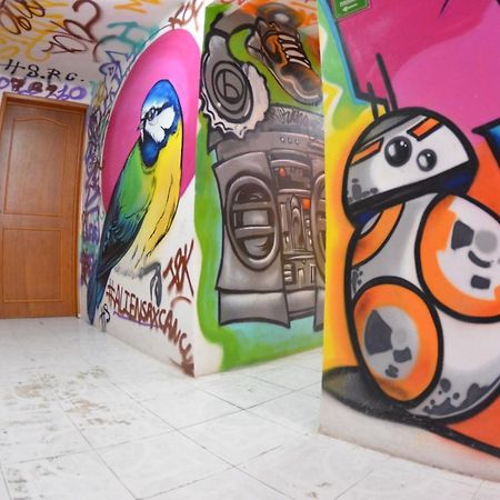 Fiesta Party Hostel - 칸쿤 외부 사진