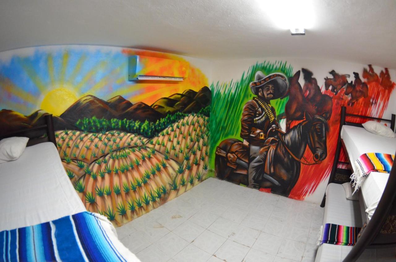 Fiesta Party Hostel - 칸쿤 외부 사진