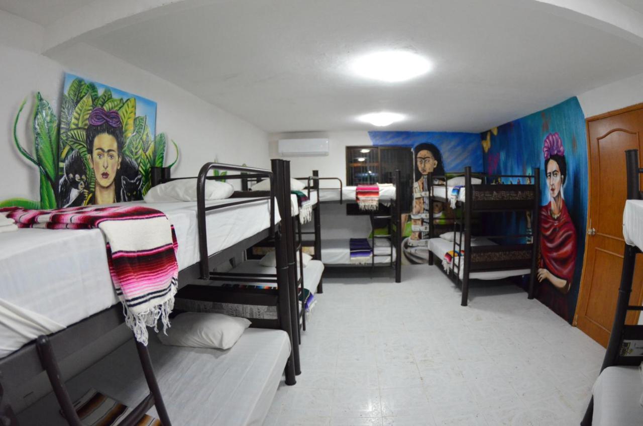 Fiesta Party Hostel - 칸쿤 외부 사진