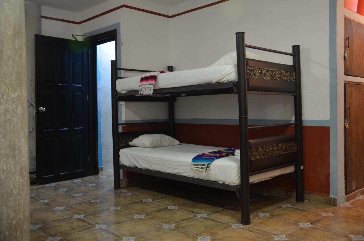 Fiesta Party Hostel - 칸쿤 외부 사진