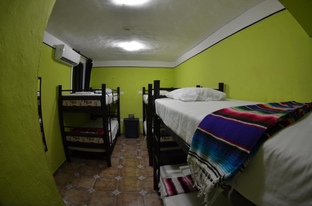 Fiesta Party Hostel - 칸쿤 외부 사진