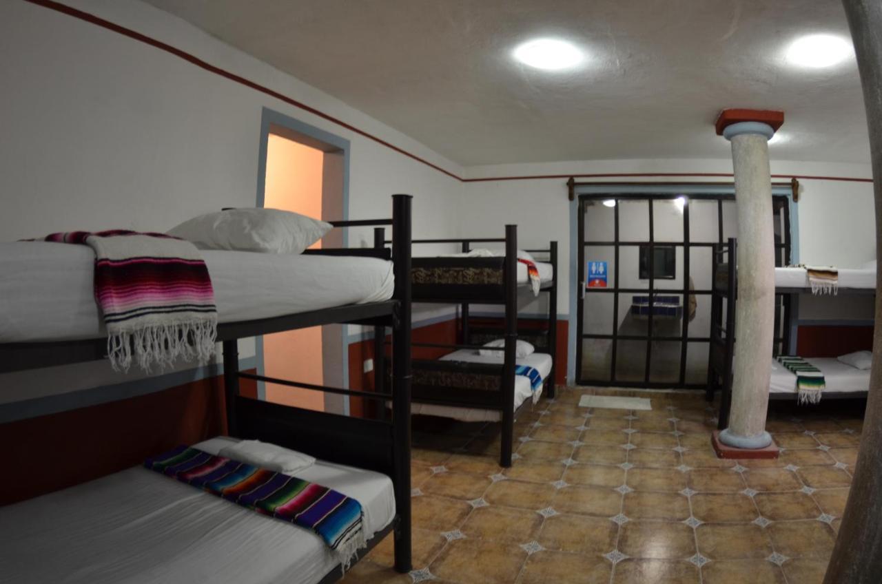 Fiesta Party Hostel - 칸쿤 외부 사진