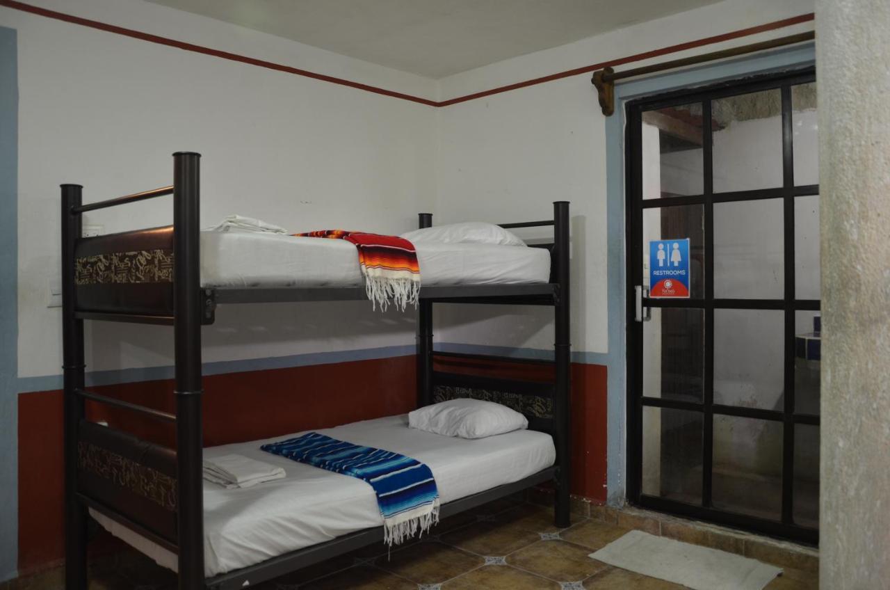 Fiesta Party Hostel - 칸쿤 외부 사진